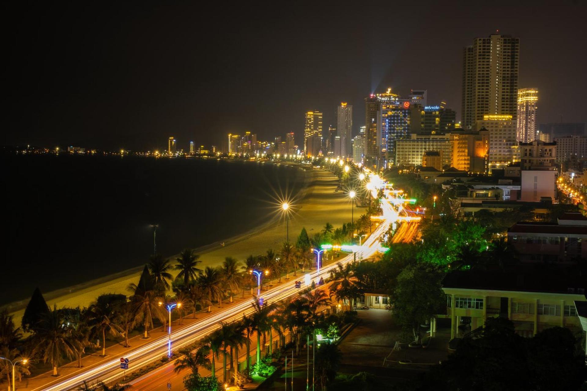 Gem Nha Trang Hotel Exterior photo
