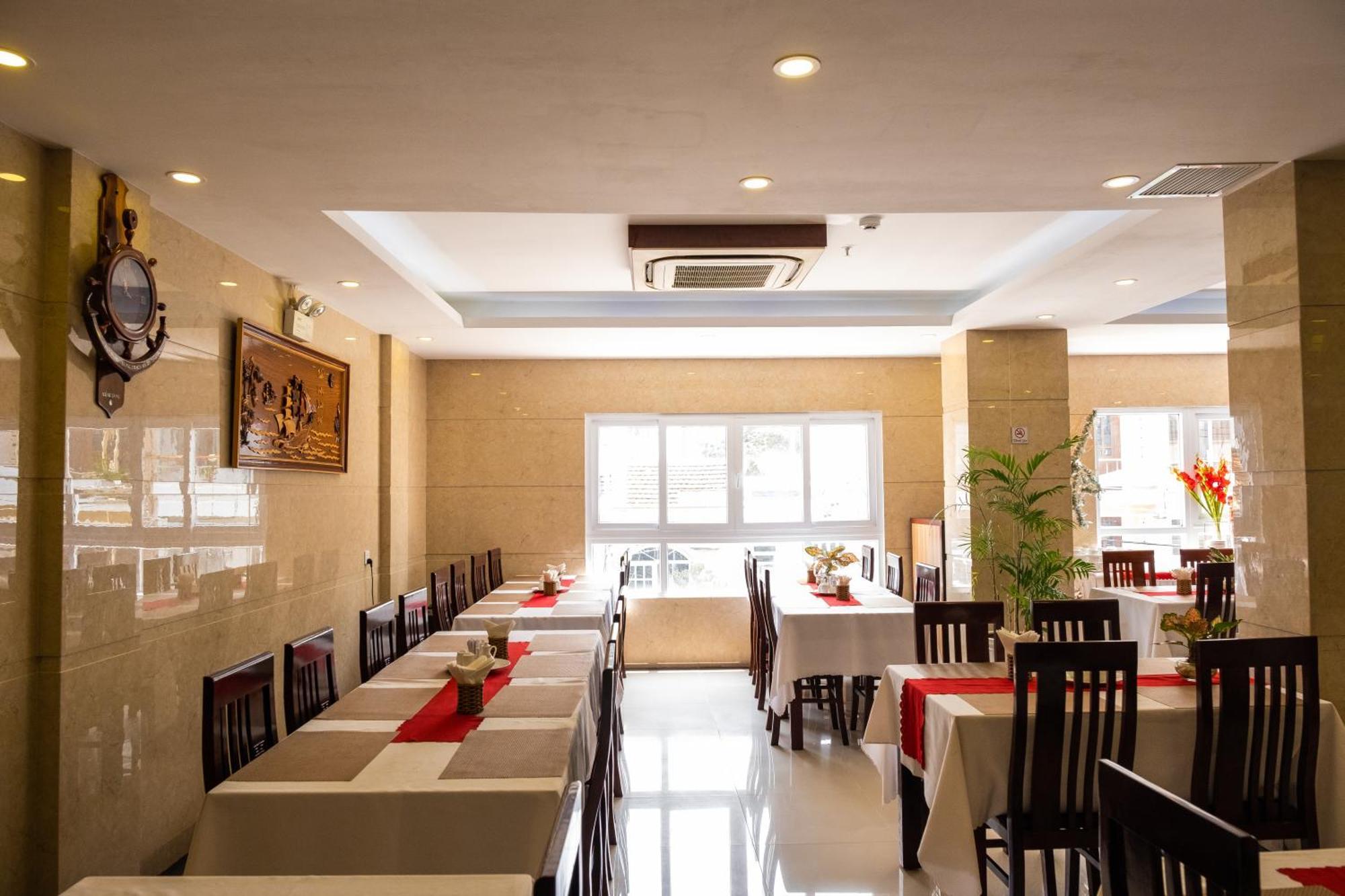Gem Nha Trang Hotel Exterior photo