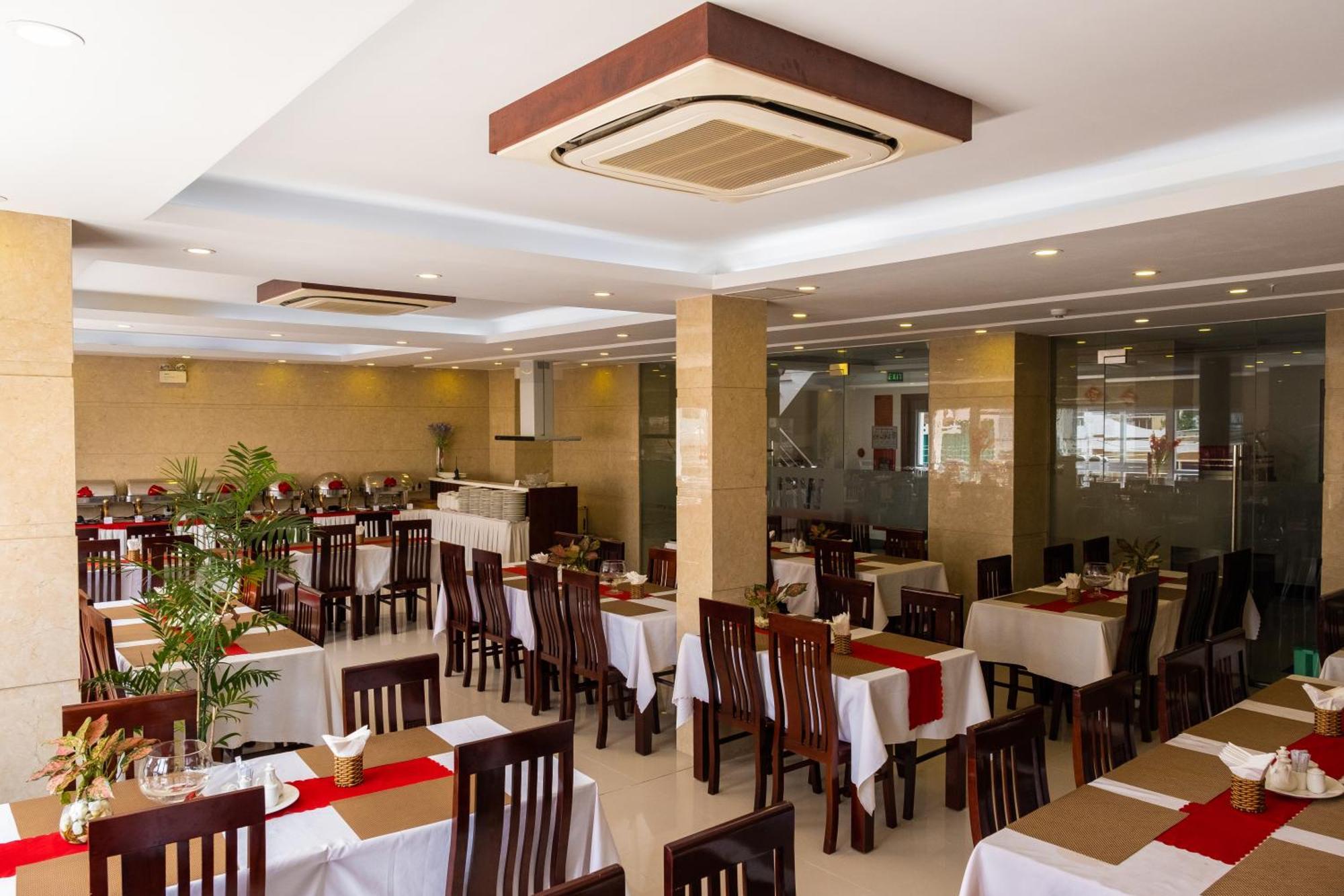 Gem Nha Trang Hotel Exterior photo