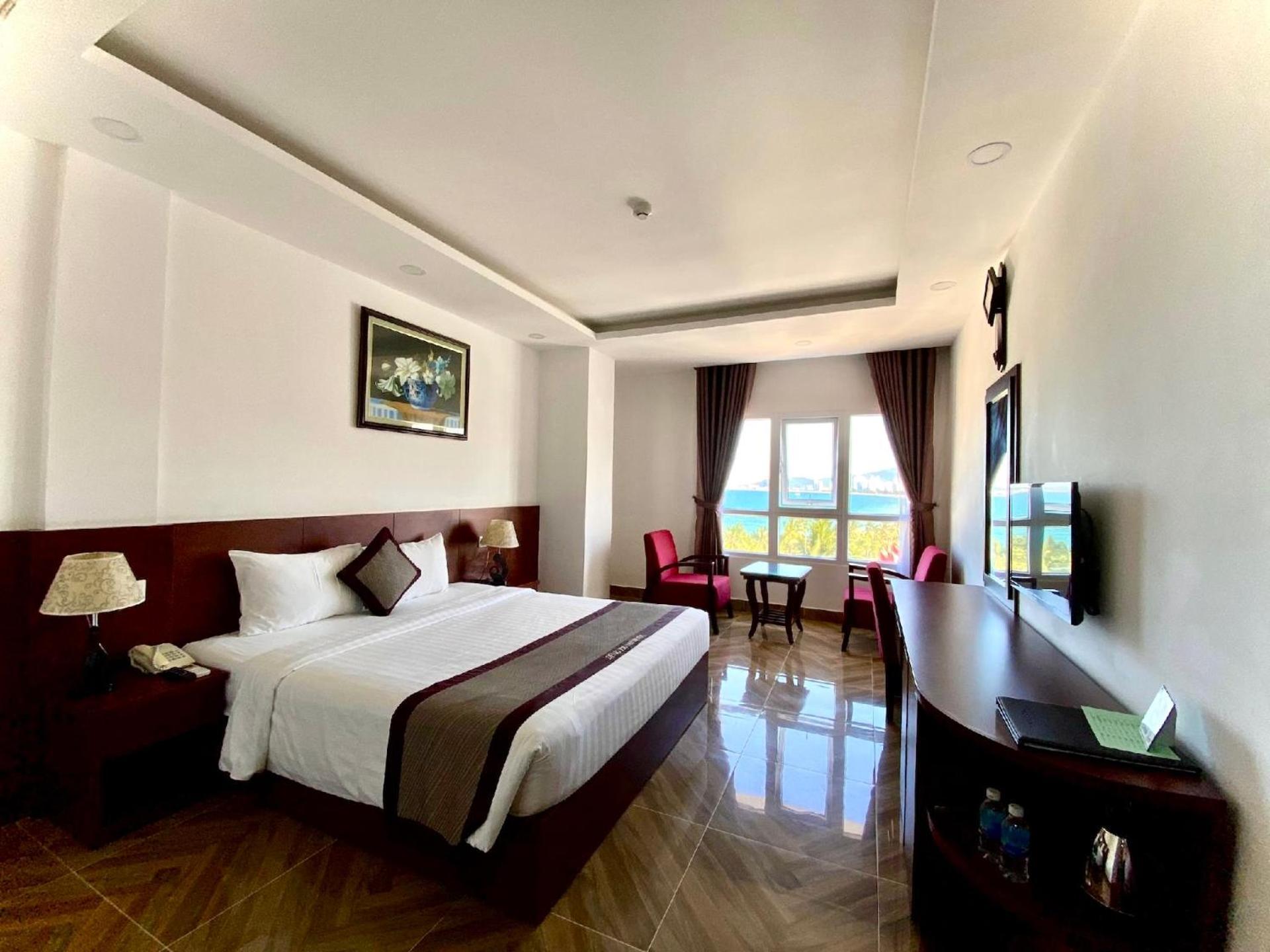 Gem Nha Trang Hotel Exterior photo