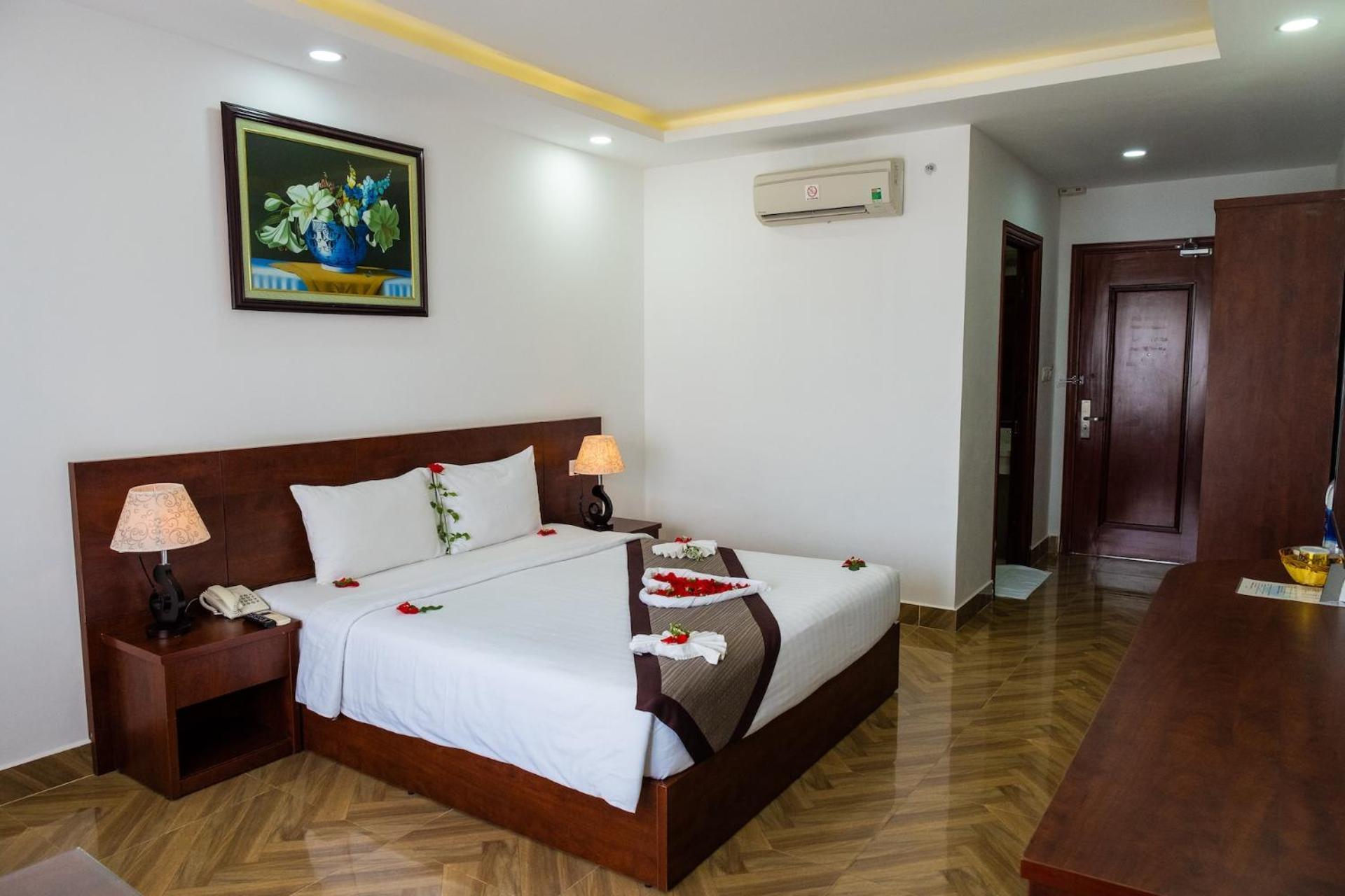 Gem Nha Trang Hotel Exterior photo